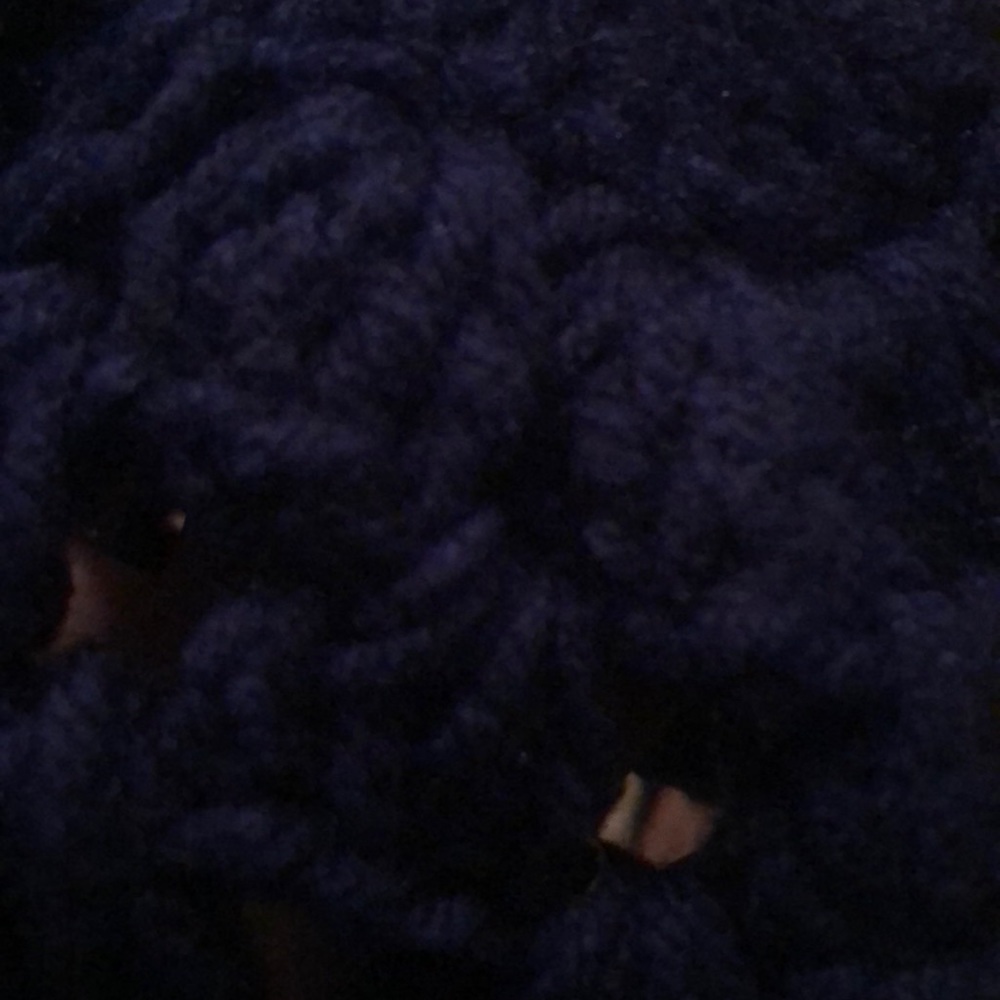 Knitted hat - Picture 3 of 4